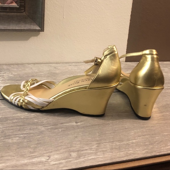 TARYN ROSE Strappy Metallic Gold Wedge Heels - Picture 3 of 8